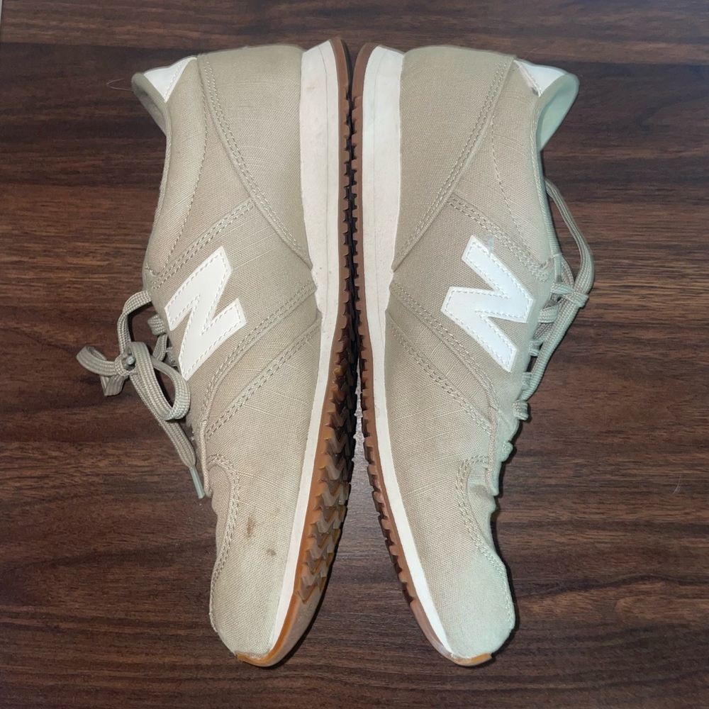New balence green shoes wide 8-8.5